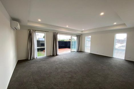 Photo of property in 1/230 Grahams Road, Burnside, Christchurch, 8053