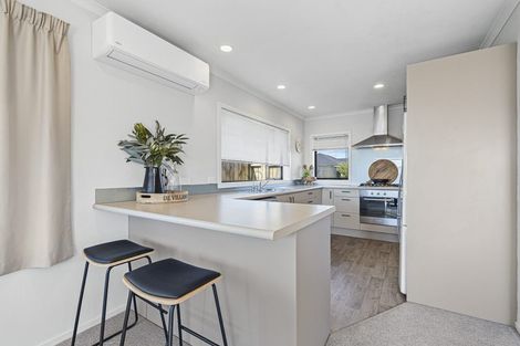 Photo of property in 11 Wilton Street, Westown, New Plymouth, 4310