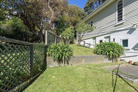 Photo of property in 33 Bentinck Avenue, Strathmore Park, Wellington, 6022