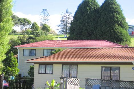 Photo of property in 10 Panzic Place, Glen Eden, Auckland, 0602