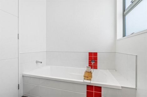 Photo of property in 829a Ferry Road, Woolston, Christchurch, 8023