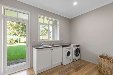 Photo of property in 6 Millbrook Drive, Waiuku, 2683