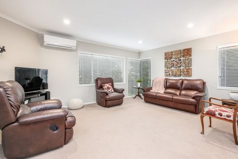 Photo of property in 17a Drake Street, Howick, Auckland, 2014