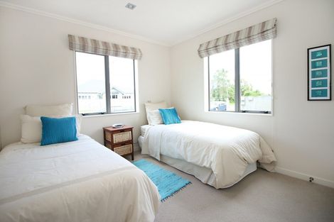 Photo of property in 23 Rosalie Terrace, Kelvin Grove, Palmerston North, 4414