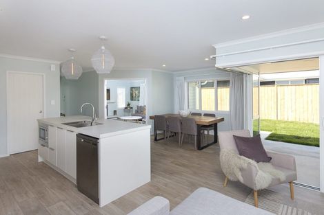 Photo of property in 27 Kingseat Road, Patumahoe, Pukekohe, 2679