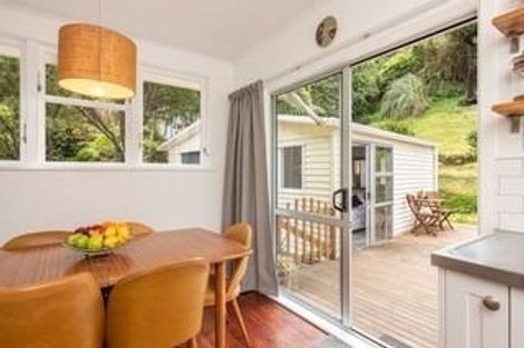 Photo of property in 12 Tobruk Street, Karori, Wellington, 6012