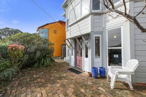 Photo of property in 3 Mcintyre Avenue, Mount Victoria, Wellington, 6011