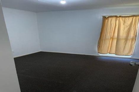 Photo of property in 137 Mahia Road, Wattle Downs, Auckland, 2103