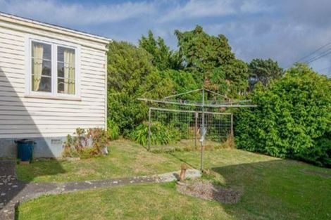 Photo of property in 10 Bould Street, Johnsonville, Wellington, 6037