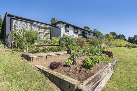 Photo of property in 70 Saxton Road, Upper Vogeltown, New Plymouth, 4371