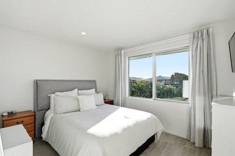 Photo of property in 99 Pacific Road, North New Brighton, Christchurch, 8083