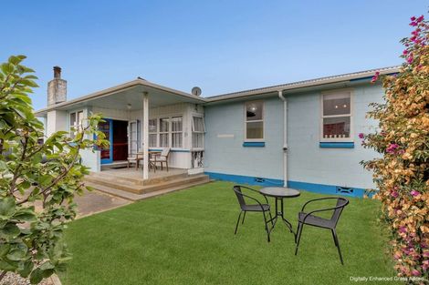 Photo of property in 169 Seabury Avenue, Foxton Beach, Foxton, 4815