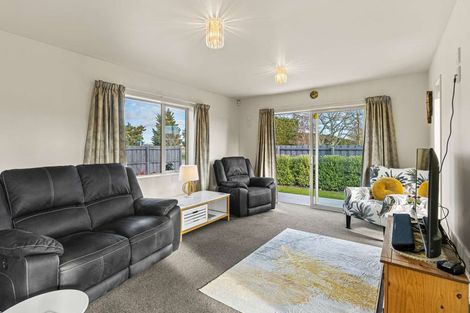 Photo of property in 1 Levin Street, Cheviot, 7310