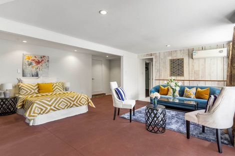 Photo of property in 9 Merchant Avenue, Te Atatu South, Auckland, 0610