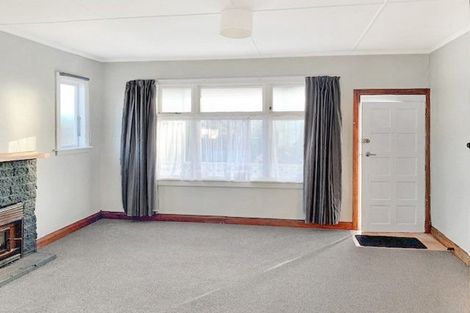 Photo of property in 46 Pratt Avenue, Foxton Beach, Foxton, 4815