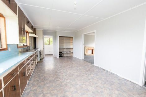 Photo of property in 18 Orchard East Road, Ngatea, 3503