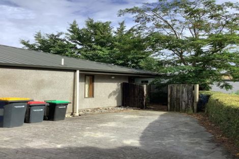 Photo of property in 17b Ramore Place, Redwood, Christchurch, 8051