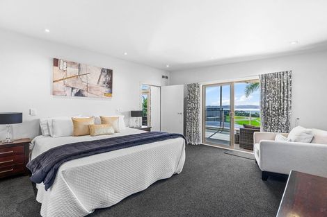 Photo of property in 8 Kawai Rise, Te Atatu Peninsula, Auckland, 0610