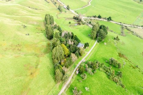 Photo of property in 28 Mandeville Road, Hokonui, Winton, 9782