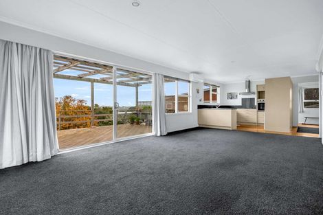 Photo of property in 9 Norfolk Road, Stanmore Bay, Whangaparaoa, 0932
