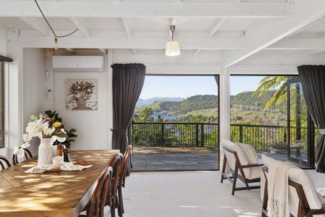 Photo of property in 3 Ridge Road, Lake Okareka, Rotorua, 3076