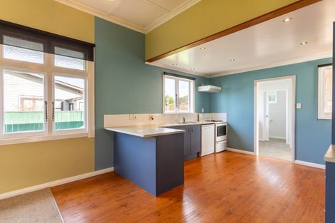 Photo of property in 41 Ross Street, Woodville, 4920