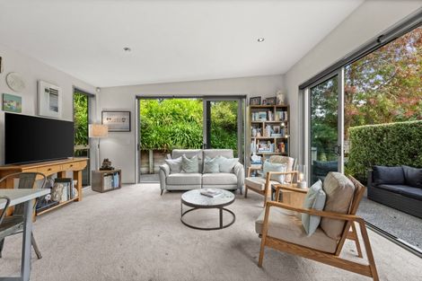 Photo of property in 2 Tokomaru Drive, Havelock North, 4130