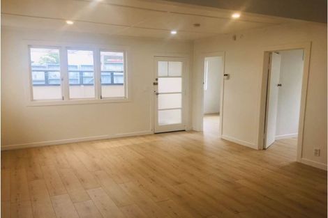 Photo of property in 10 Laurel Oak Drive, Schnapper Rock, Auckland, 0632