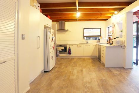 Photo of property in 2/61 Parker Avenue, New Lynn, Auckland, 0600