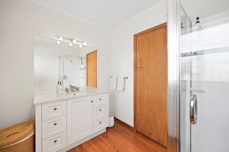 Photo of property in 6 Eton Drive, Hillcrest, Hamilton, 3216