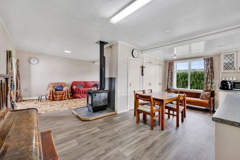 Photo of property in 25 Galt Street, Hawera, 4610
