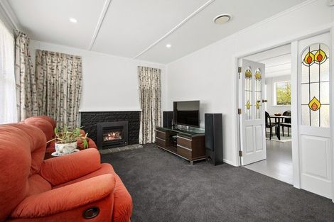 Photo of property in 5 Cara Crescent, Paparangi, Wellington, 6037