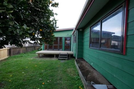 Photo of property in 24b Hunua Road, Papakura, 2110