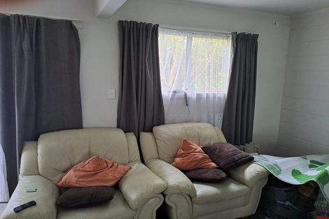 Photo of property in 1/34 Stanley Road, Glenfield, Auckland, 0629