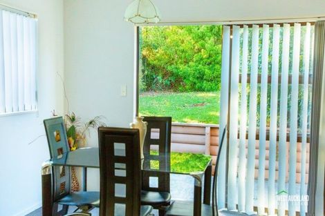 Photo of property in 31 Chorley Avenue, Massey, Auckland, 0614