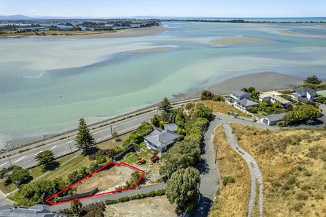 Photo of property in 1 The Brae, Mount Pleasant, Christchurch, 8081