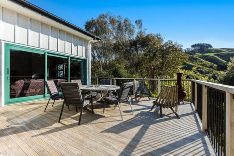 Photo of property in 1142 Paekakariki Hill Road, Paekakariki Hill, Porirua, 5381