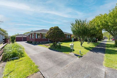 Photo of property in 11 Chippendale Crescent, Highbury, Palmerston North, 4412