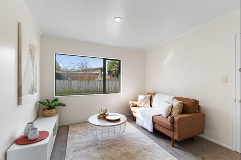 Photo of property in 13 Homewood Avenue, Levin, 5510