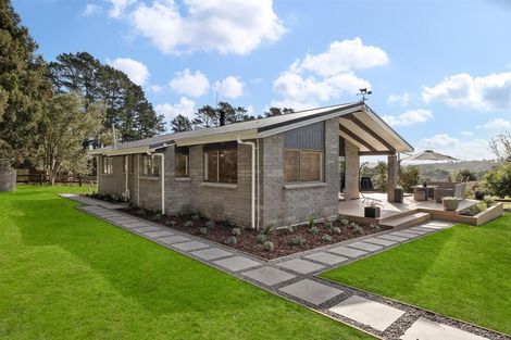 Photo of property in 1115 State Highway 16, Waimauku, 0883