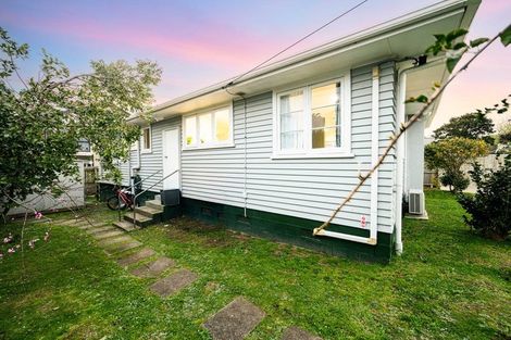 Photo of property in 3 Fleming Street, Manurewa East, Auckland, 2102