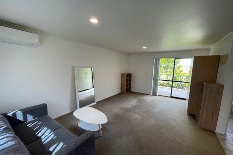 Photo of property in 26 Mackwell Road, Fairview Heights, Auckland, 0632