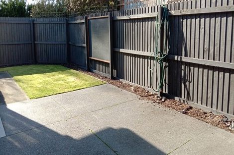 Photo of property in 44 Nortons Road, Avonhead, Christchurch, 8042