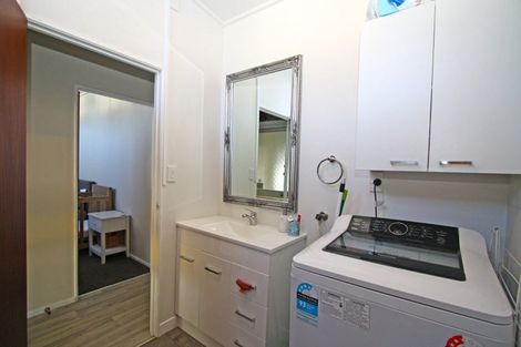 Photo of property in 4 Kenmore Street, Westown, New Plymouth, 4310