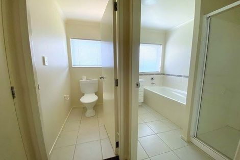 Photo of property in 28 Milson Drive, Papakura, 2110