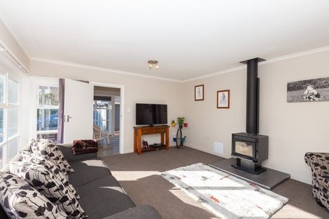 Photo of property in 21 Weir Place, Hoon Hay, Christchurch, 8025