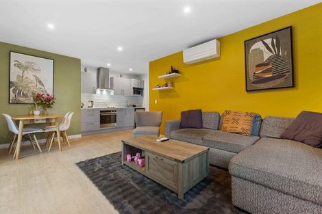 Photo of property in 42 Tui Drive, Mount Creighton, Queenstown, 9371