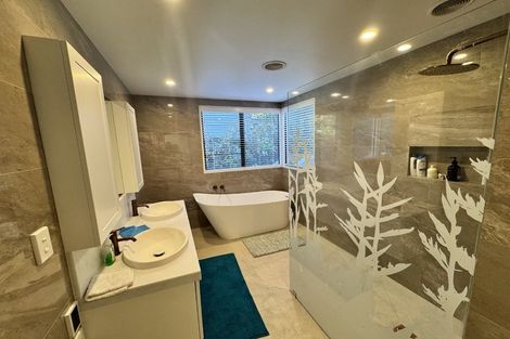 Photo of property in 9a Wadestown Road, Wadestown, Wellington, 6012