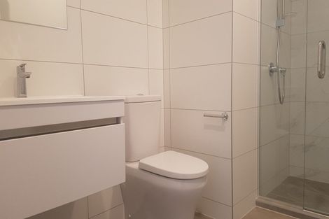 Photo of property in 44 Compton Street, Hillcrest, Auckland, 0627
