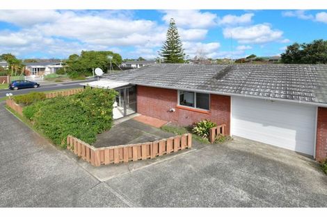Photo of property in 1/105 Florence Avenue, Orewa, 0931